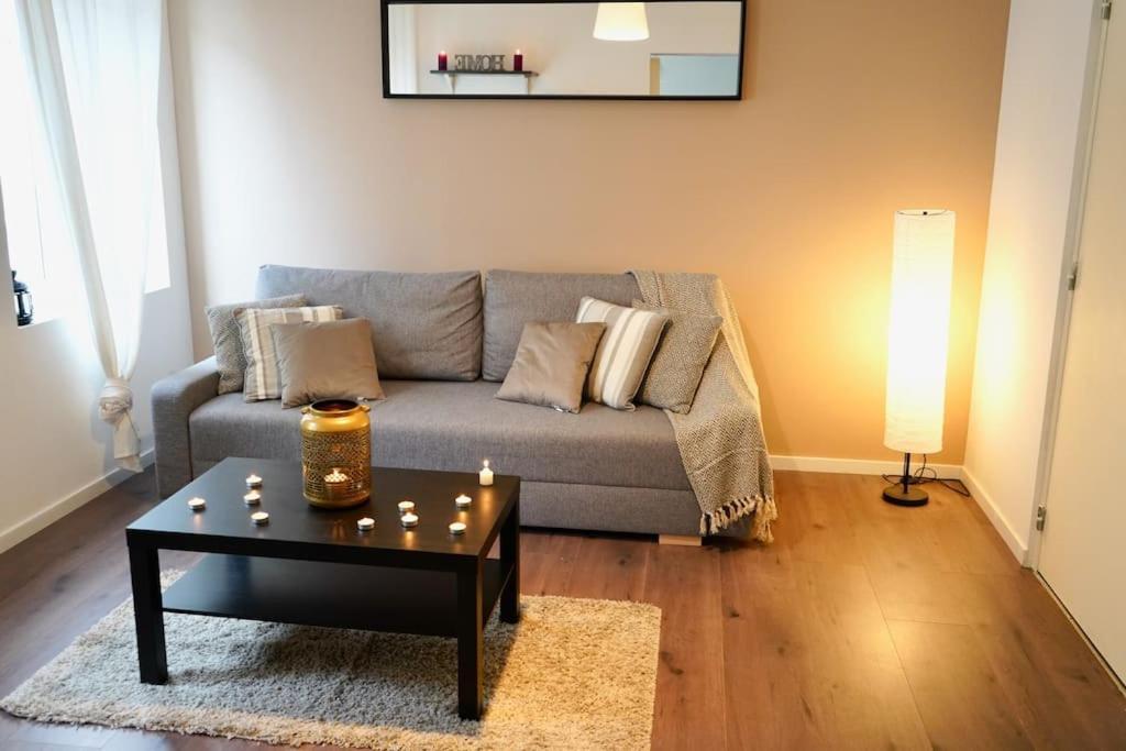 Rm-1 - Appartement F2 Au 1Er Etage Pour 1-3 Pers Mulhouse Bagian luar foto