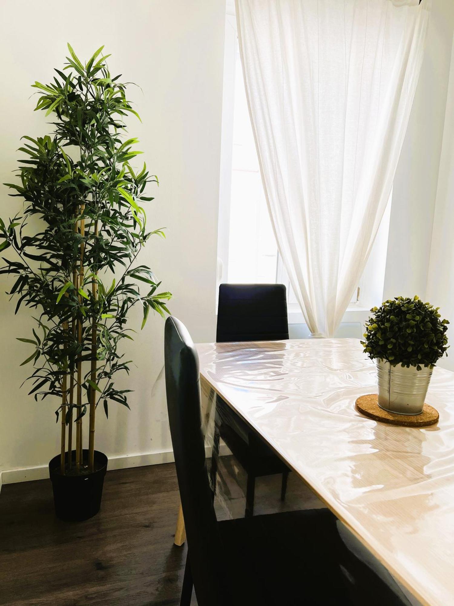 Rm-1 - Appartement F2 Au 1Er Etage Pour 1-3 Pers Mulhouse Bagian luar foto